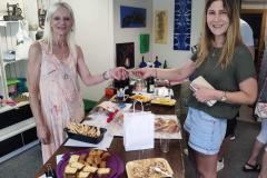 Kofmehl-Kreativ-gmbh-und-petras-art-creativ-laedeli-apero-und-schluesseluebergabe-verkauf